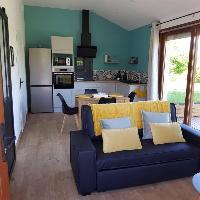 Studio Avec Terrasse Au Calme Jayat Экстерьер фото